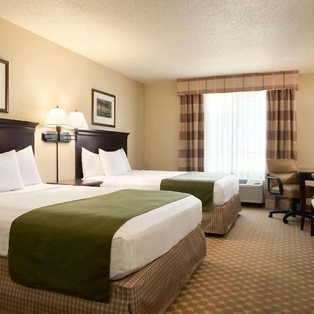 Country Inn & Suites By Radisson, Chanhassen, Mn Bagian luar foto