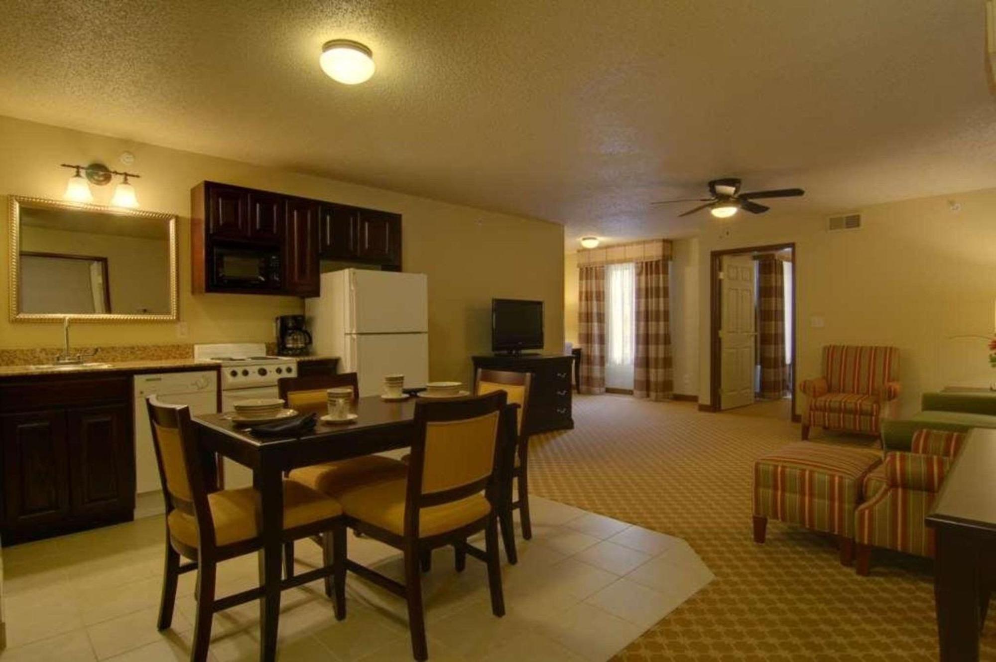 Country Inn & Suites By Radisson, Chanhassen, Mn Bagian luar foto