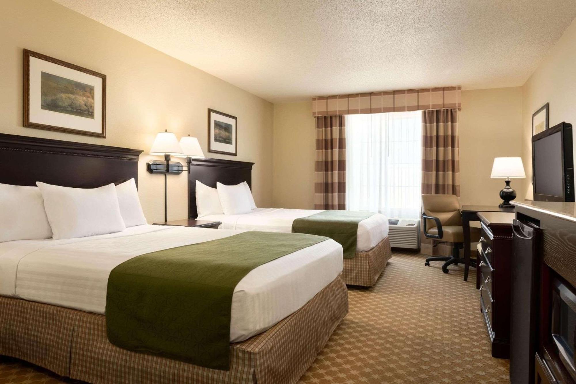 Country Inn & Suites By Radisson, Chanhassen, Mn Bagian luar foto