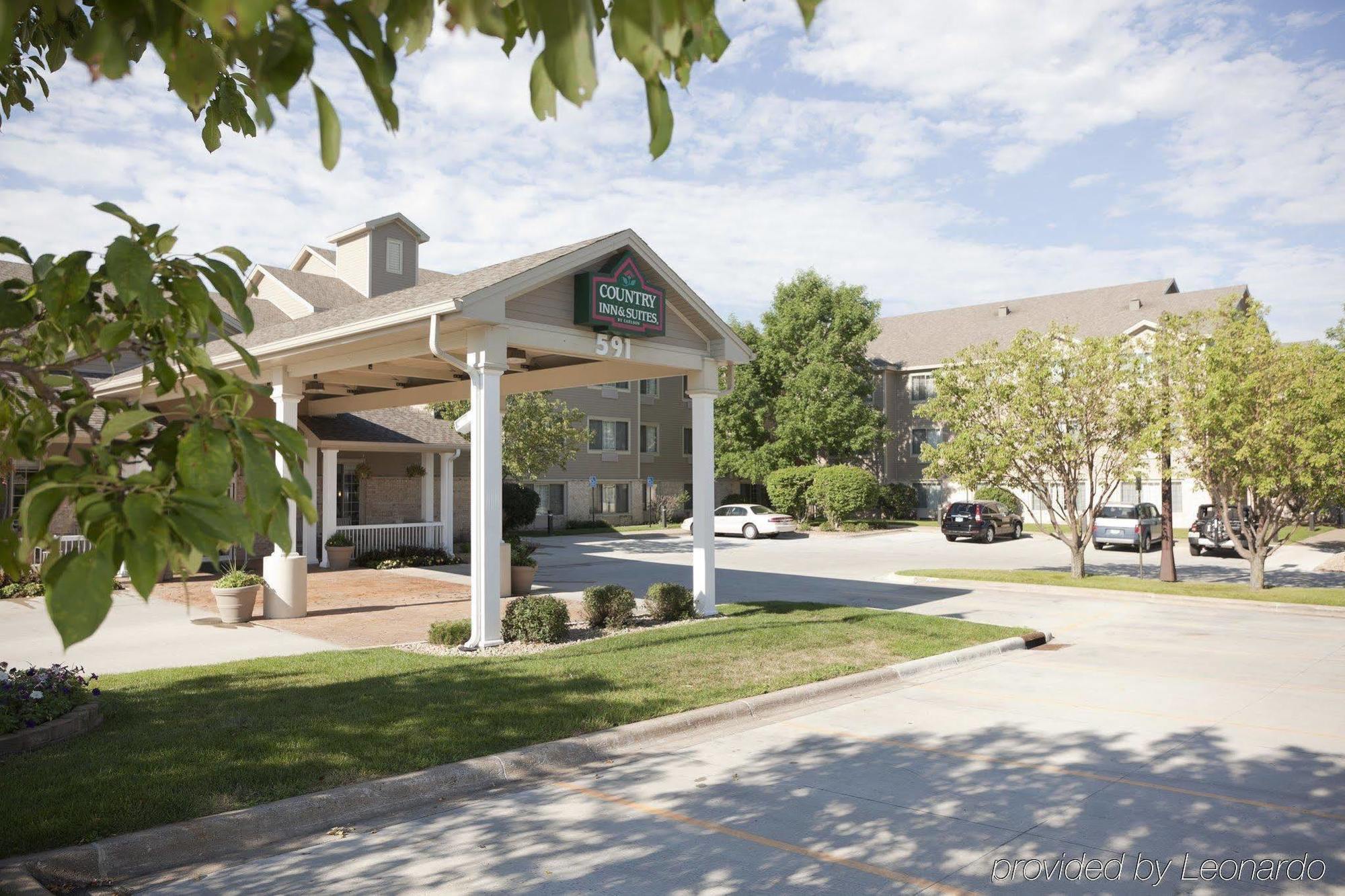 Country Inn & Suites By Radisson, Chanhassen, Mn Bagian luar foto