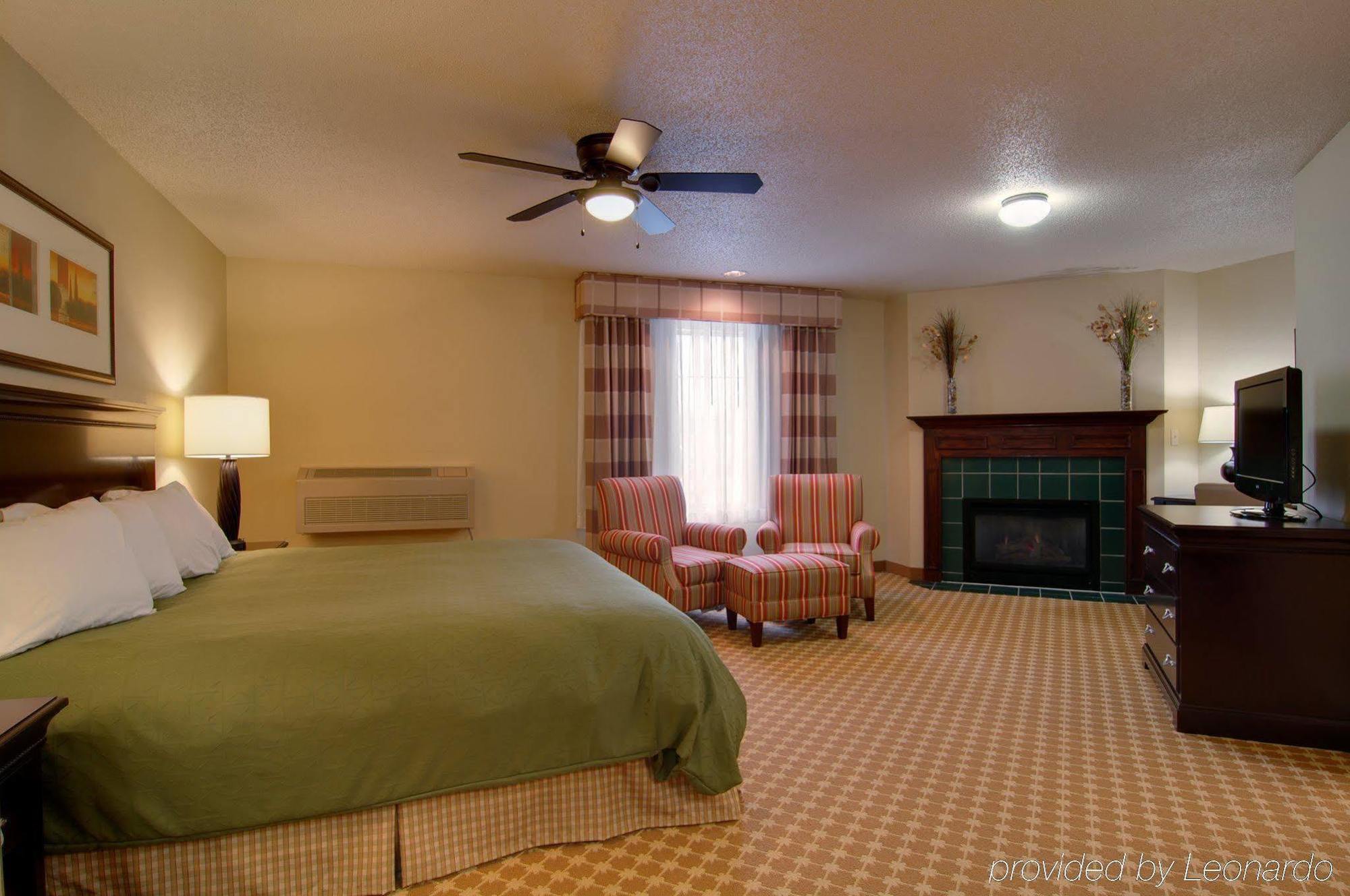 Country Inn & Suites By Radisson, Chanhassen, Mn Bagian luar foto